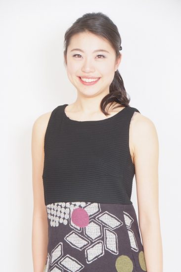 賀来 茉莉子